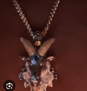 snoop dogg goat necklace